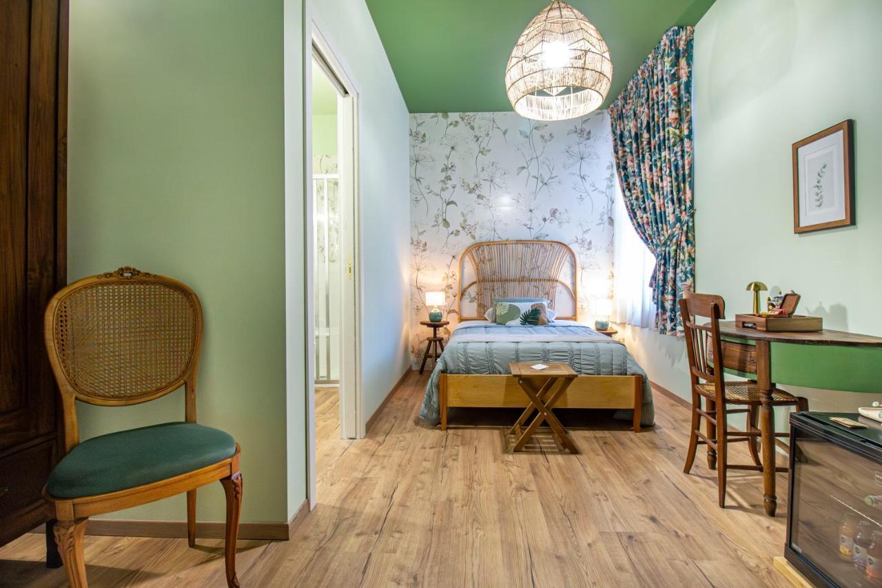 Epimoni B&B Catánia Buitenkant foto