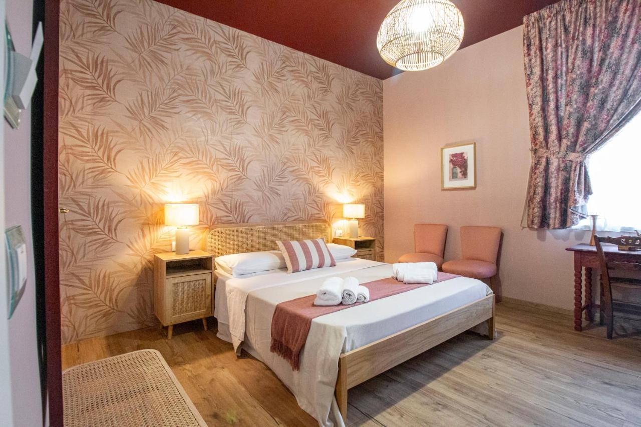 Epimoni B&B Catánia Buitenkant foto